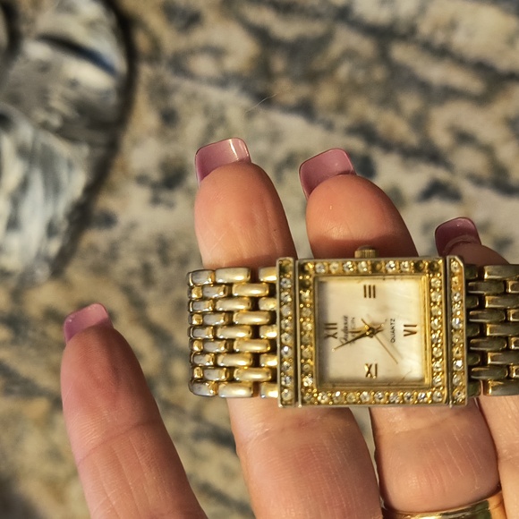 Resale watch lot - Picture 15 of 16